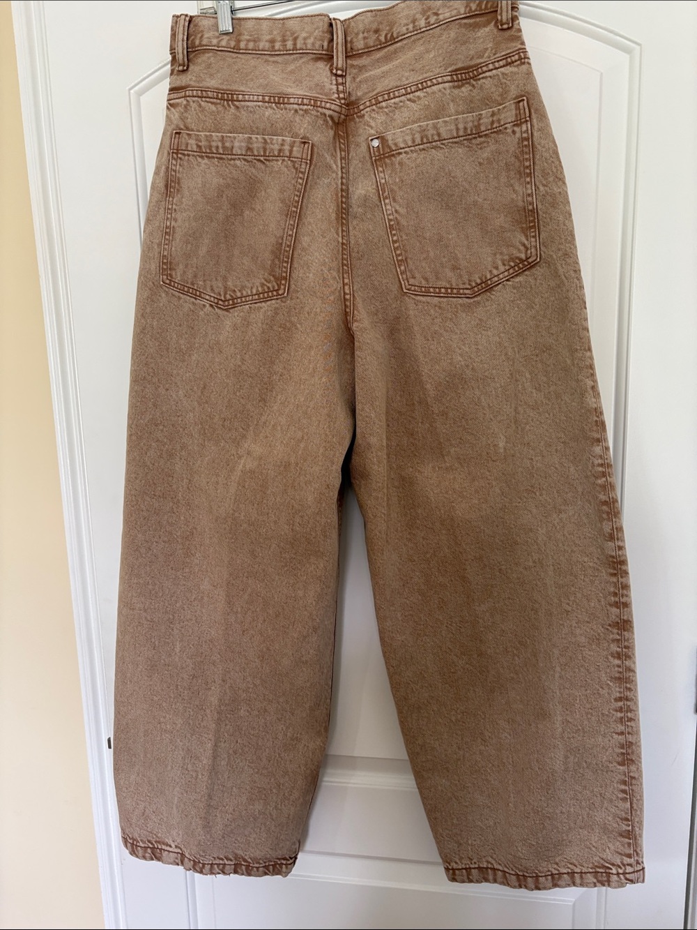 H&M Super Baggy Fit Tan Jeans - Picture 3 of 10